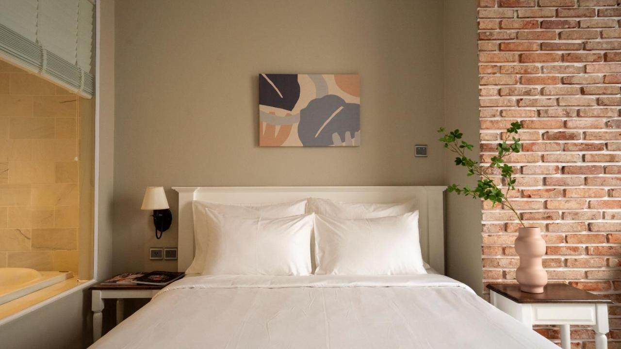 Celine Living - Appart hôtel